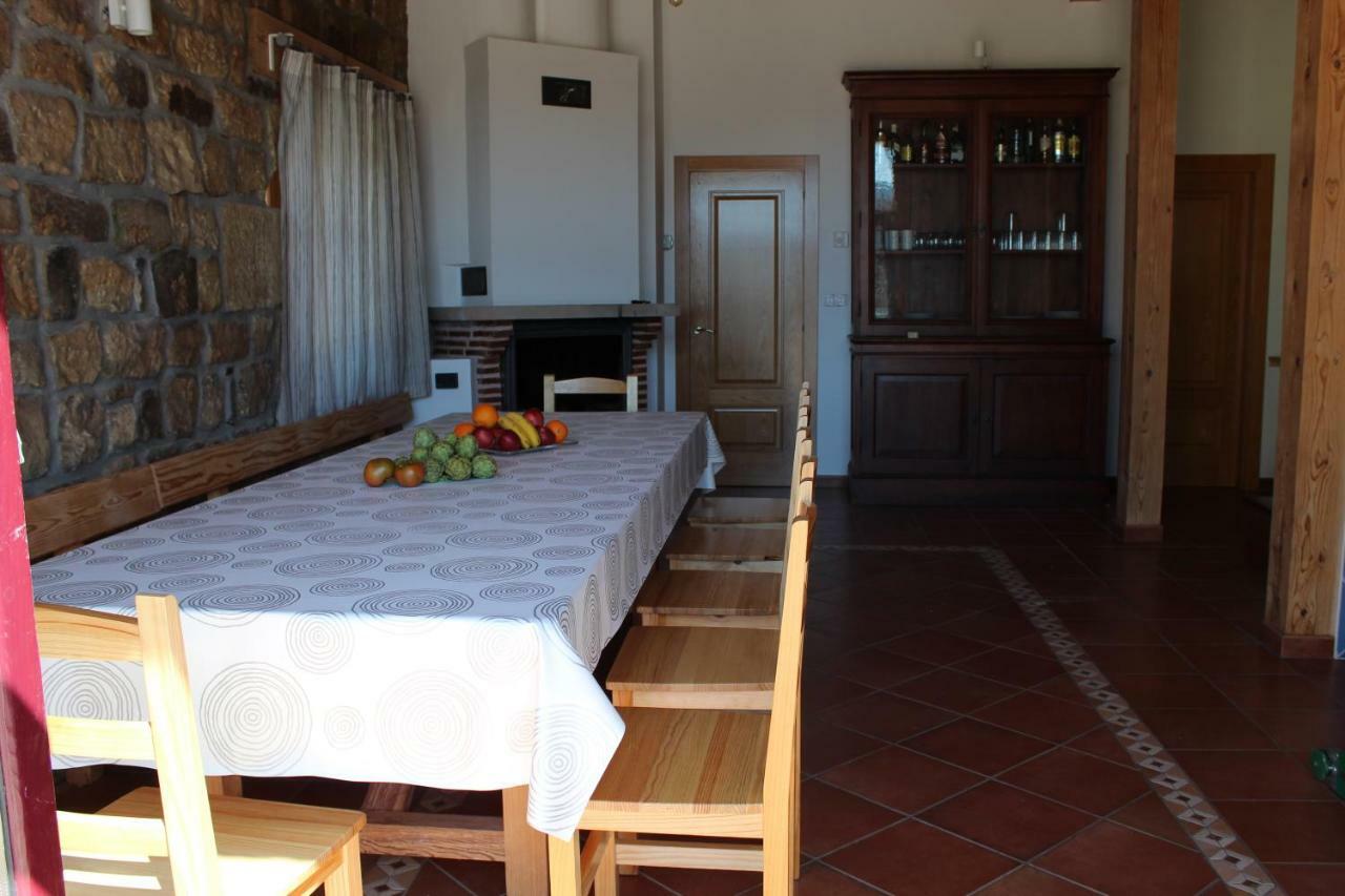 La Casa De La Petra Guest House Quintanar de la Sierra Exterior photo